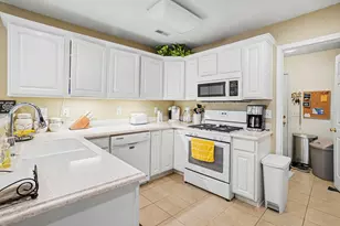 1971 Brighton Ln, Portage, MI 49024 - Photo 10