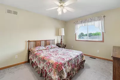 50777 Cambridge Drive, Macomb, MI 48044 - Photo 14