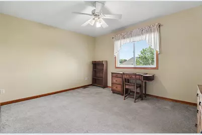 50777 Cambridge Drive, Macomb, MI 48044 - Photo 12