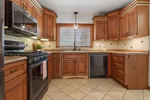 3311 Dorais Dr NE, Grand Rapids, MI 49525 - Photo 16