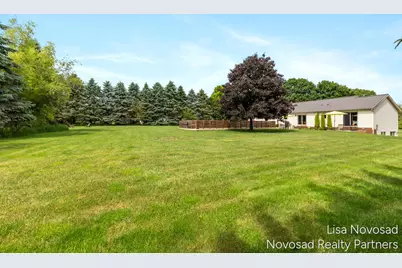 9865 Bergy Avenue SE, Alto, MI 49302 - Photo 34