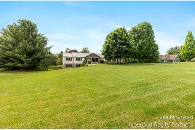9865 Bergy Avenue SE, Alto, MI 49302 - Photo 40