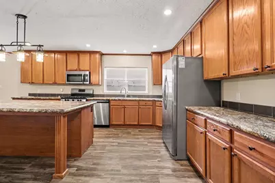 92 N Elm Avenue, White Cloud, MI 49349 - Photo 6