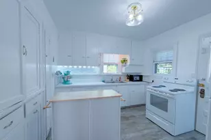 517 W Hanover St, Marshall, MI 49068 - Photo 18