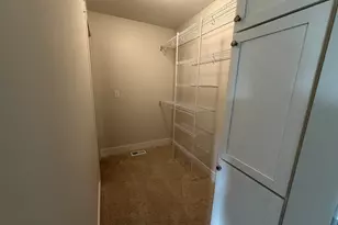 327 Round Hill Rd, Kalamazoo, MI 49009 - Photo 20