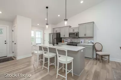 327 Round Hill Road, Kalamazoo, MI 49009 - Photo 6