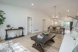 327 Round Hill Rd, Kalamazoo, MI 49009 - Photo 12