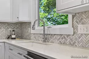 44 W 26th St, Holland, MI 49423 - Photo 14