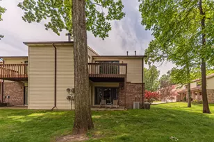 35868 Castlewood Ct, Westland, MI 48185 - Photo 4