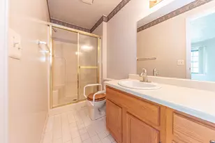 35868 Castlewood Ct, Westland, MI 48185 - Photo 14