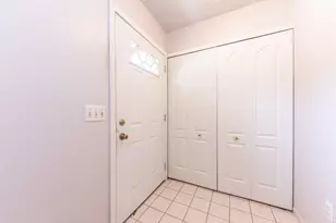35868 Castlewood Ct, Westland, MI 48185 - Photo 10