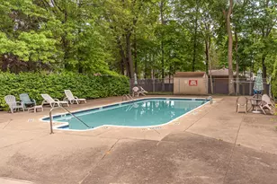 35868 Castlewood Ct, Westland, MI 48185 - Photo 8
