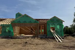 329 Round Hill Rd, Kalamazoo, MI 49009 - Photo 1