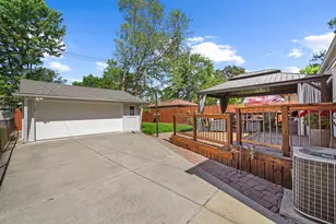 6017 Drexel St, Dearborn Heights, MI 48127 - Photo 36