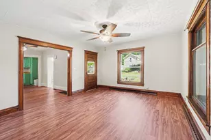 139 N Kalamazoo Ave, Vicksburg, MI 49097 - Photo 8