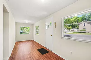 139 N Kalamazoo Ave, Vicksburg, MI 49097 - Photo 6