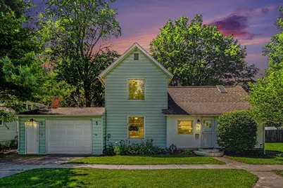 139 N Kalamazoo Avenue, Vicksburg, MI 49097 - Photo 2