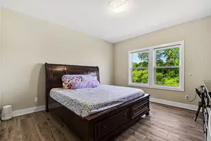 6549 Creekside View Dr SE, Grand Rapids, MI 49508 - Photo 16