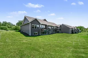 6549 Creekside View Dr SE, Grand Rapids, MI 49508 - Photo 4
