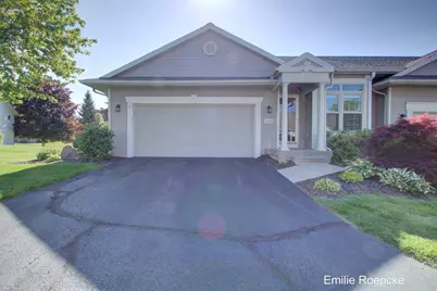 1183 Kensington Street NW, Grand Rapids, MI 49534 - Photo 1