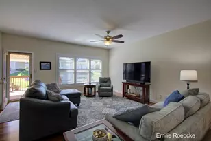 1183 Kensington St NW, Grand Rapids, MI 49534 - Photo 6