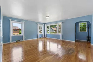 1700 Langley Ave, Saint Joseph, MI 49085 - Photo 2