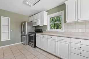1700 Langley Ave, Saint Joseph, MI 49085 - Photo 4