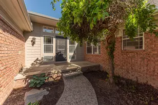 2243 Old Falls Dr, Ann Arbor, MI 48103 - Photo 2