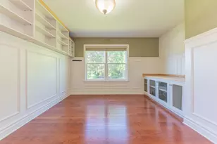 2243 Old Falls Dr, Ann Arbor, MI 48103 - Photo 10