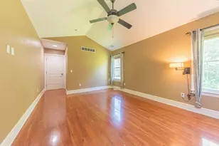 2243 Old Falls Dr, Ann Arbor, MI 48103 - Photo 20