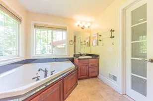2243 Old Falls Dr, Ann Arbor, MI 48103 - Photo 26