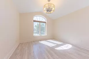 2243 Old Falls Dr, Ann Arbor, MI 48103 - Photo 8