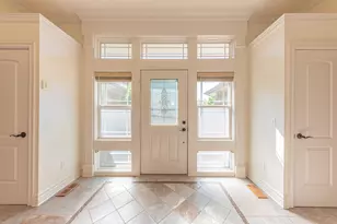 2243 Old Falls Dr, Ann Arbor, MI 48103 - Photo 4