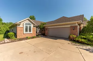 2243 Old Falls Dr, Ann Arbor, MI 48103 - Photo 2
