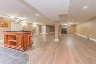 2243 Old Falls Dr, Ann Arbor, MI 48103 - Photo 42