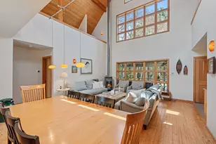 13670 Cottonwood Ln, Harbert, MI 49115 - Photo 8