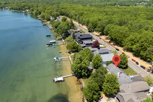 3624 E Shore Dr, Portage, MI 49002 - Photo 2