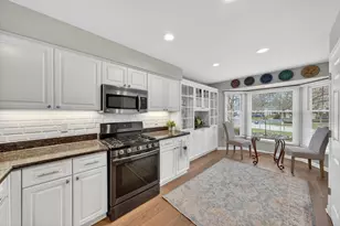 2485 Wild Brook Run, Bloomfield Hills, MI 48304 - Photo 8