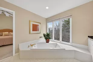 2485 Wild Brook Run, Bloomfield Hills, MI 48304 - Photo 24