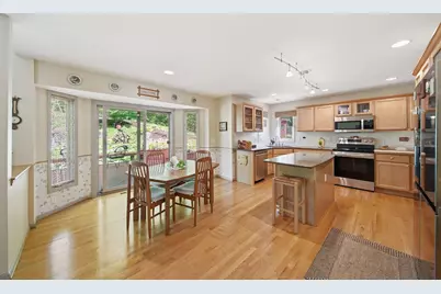 8352 Alta Vista Drive, Pinckney, MI 48169 - Photo 14