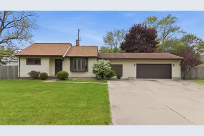 3350 Pearl Drive, Monroe, MI 48162 - Photo 2