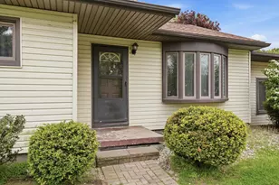 3350 Pearl Dr, Monroe, MI 48162 - Photo 4