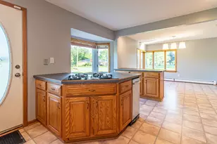 30007 Maison St, Saint Clair Shores, MI 48082 - Photo 18
