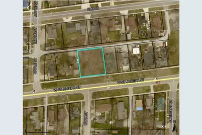 244 W Saint Joseph Street, Watervliet, MI 49098 - Photo 2