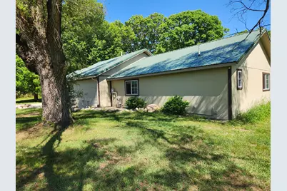 685 129th Avenue, Shelbyville, MI 49344 - Photo 2