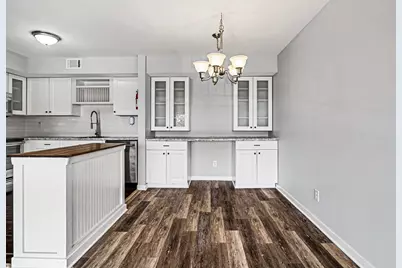 734 W Kilgore Road #303, Kalamazoo, MI 49008 - Photo 14