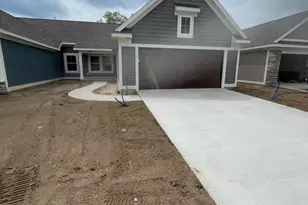 1042 Bellview Meadow Dr SW, Byron Center, MI 49315 - Photo 2
