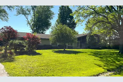 29360 Woodhaven Lane, Southfield, MI 48076 - Photo 2