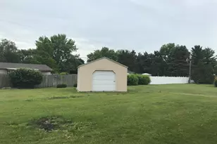 26123 Fawn River Rd, Sturgis, MI 49091 - Photo 4