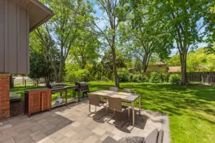 2740 Manchester Rd, Ann Arbor, MI 48104 - Photo 12